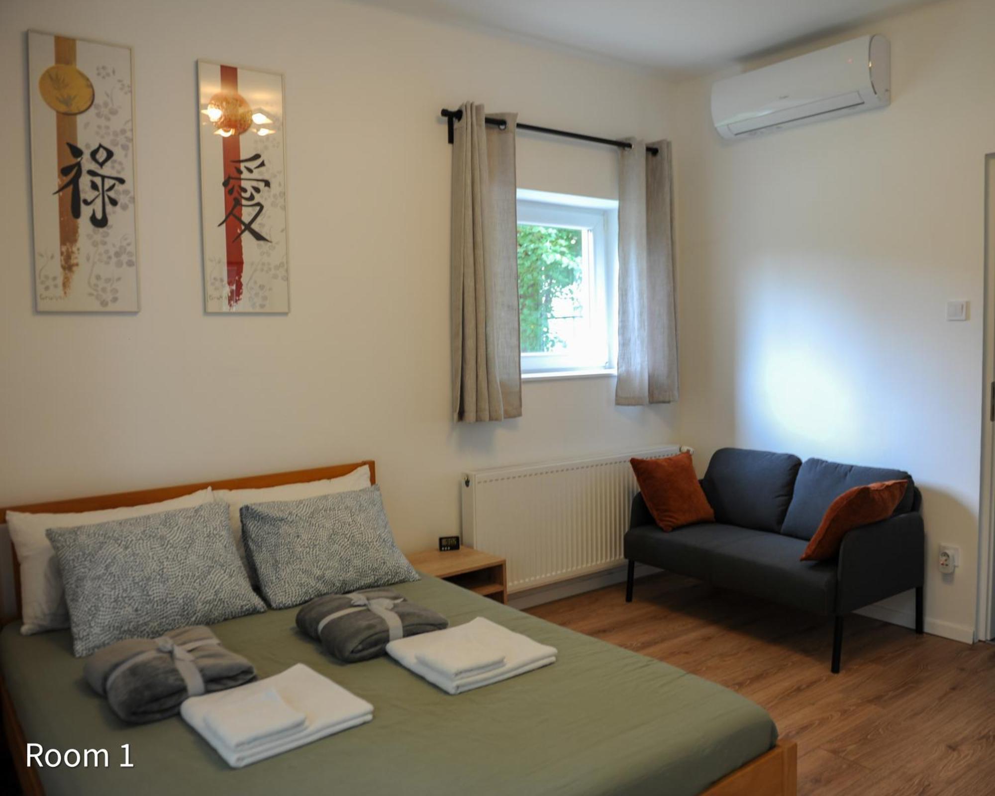 Quiet, Green, Relaxing Place - 2 Bedroom Apartment บาลาตอนฟือเรด ภายนอก รูปภาพ