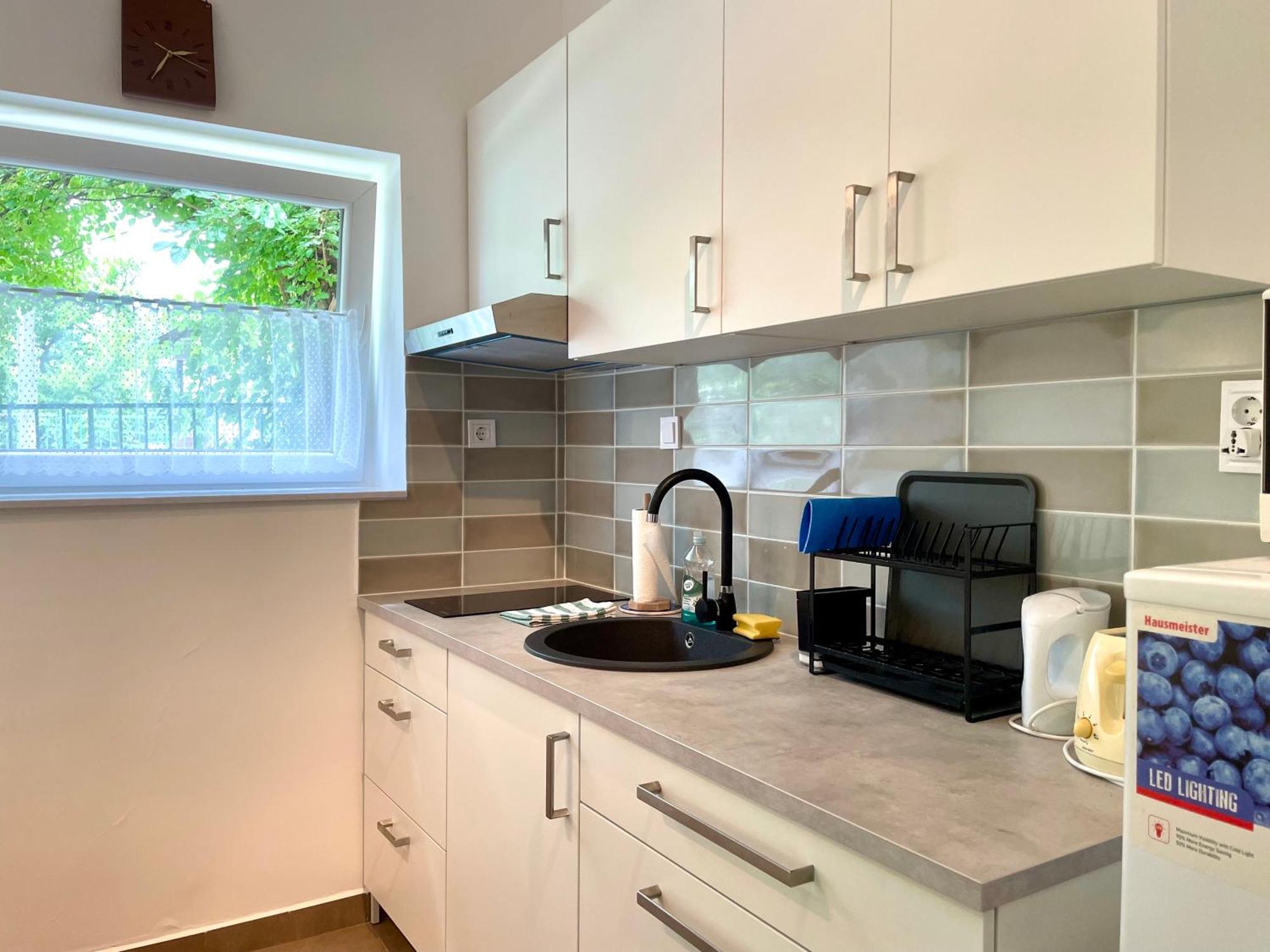 Quiet, Green, Relaxing Place - 2 Bedroom Apartment บาลาตอนฟือเรด ภายนอก รูปภาพ